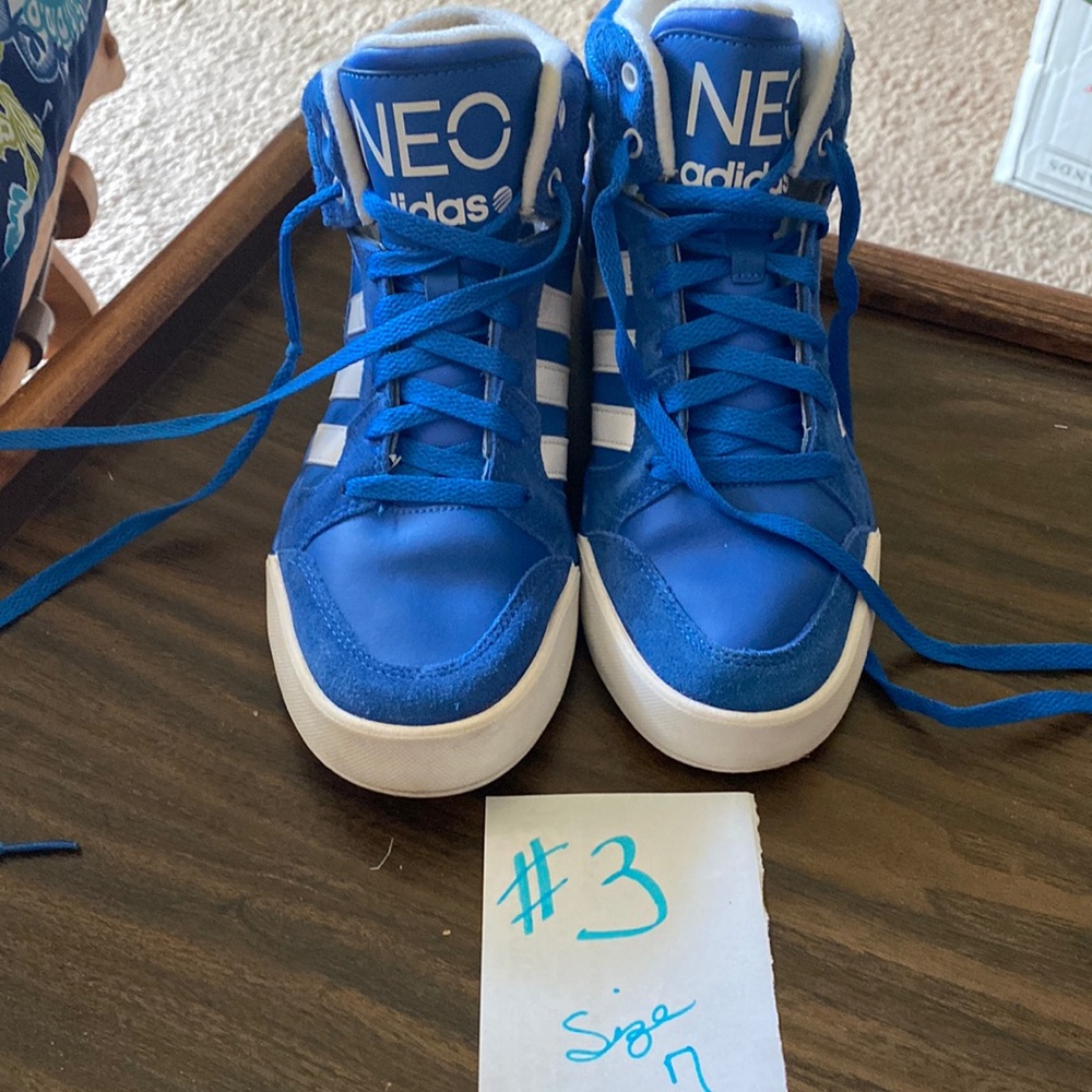 (#3) Womens Adidas Ortholite Blue Tennis Shoes,       Size 7, Good Condition